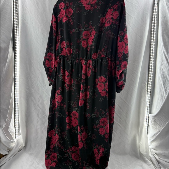 Torrid Floral Black and Red Hi-lo Top - Picture 2 of 5